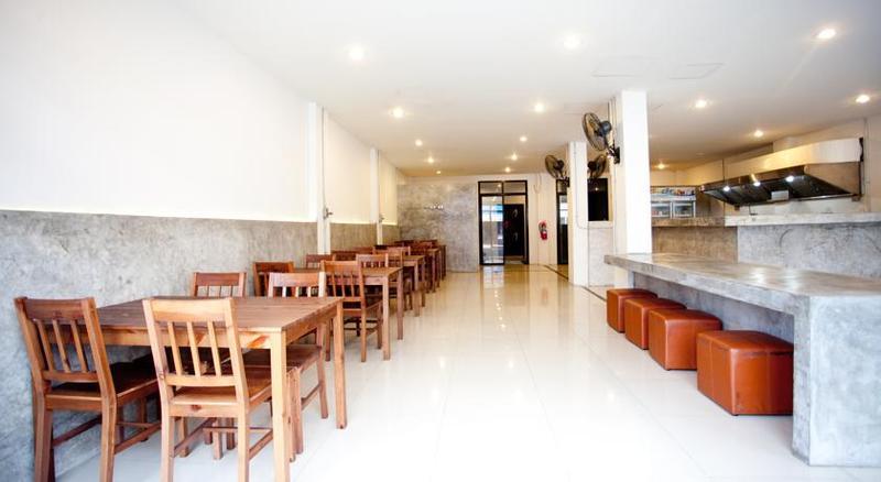 Studio Patong By Icheck Inn Phuket Exterior photo