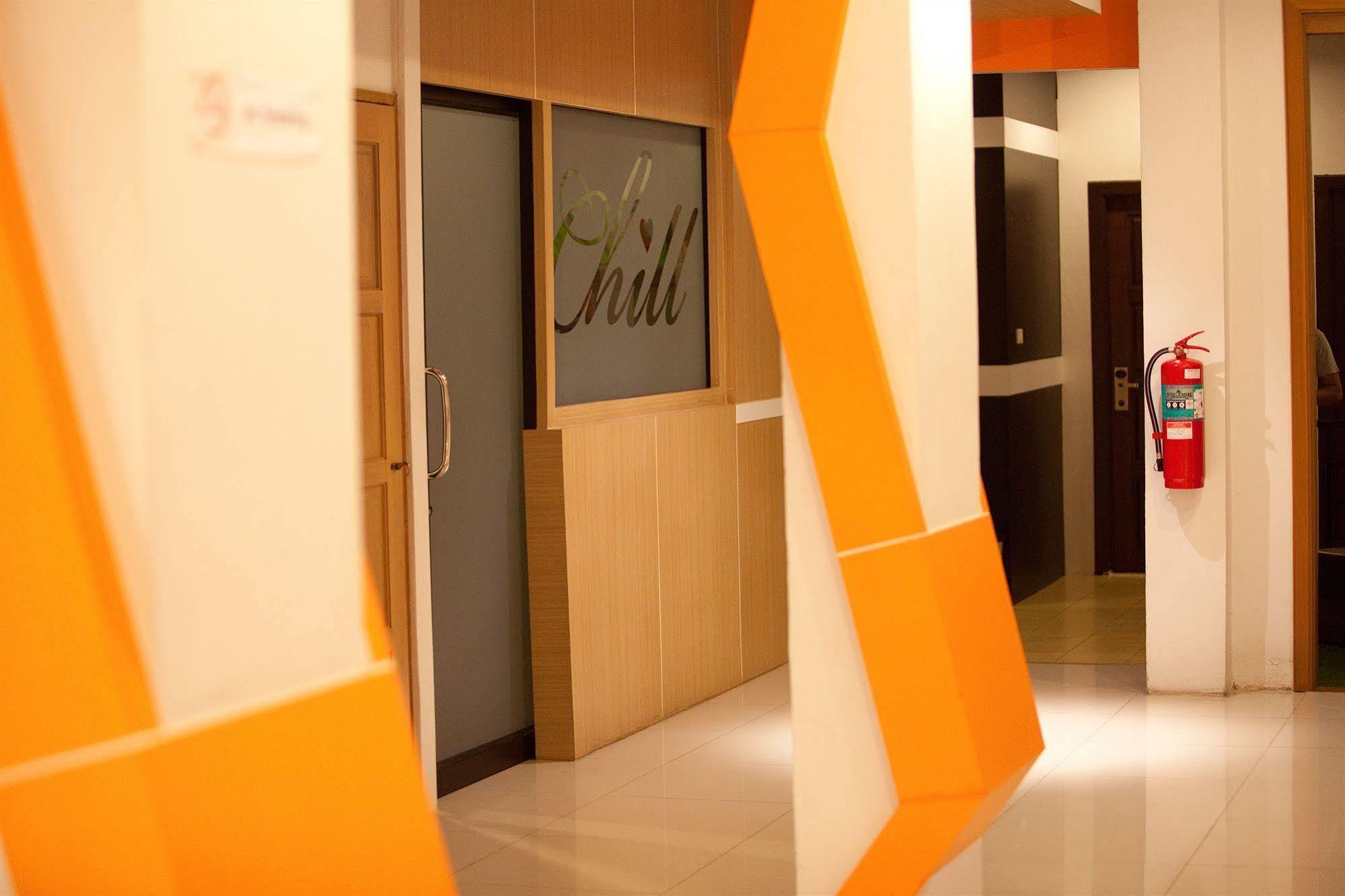 Studio Patong By Icheck Inn Phuket Exterior photo